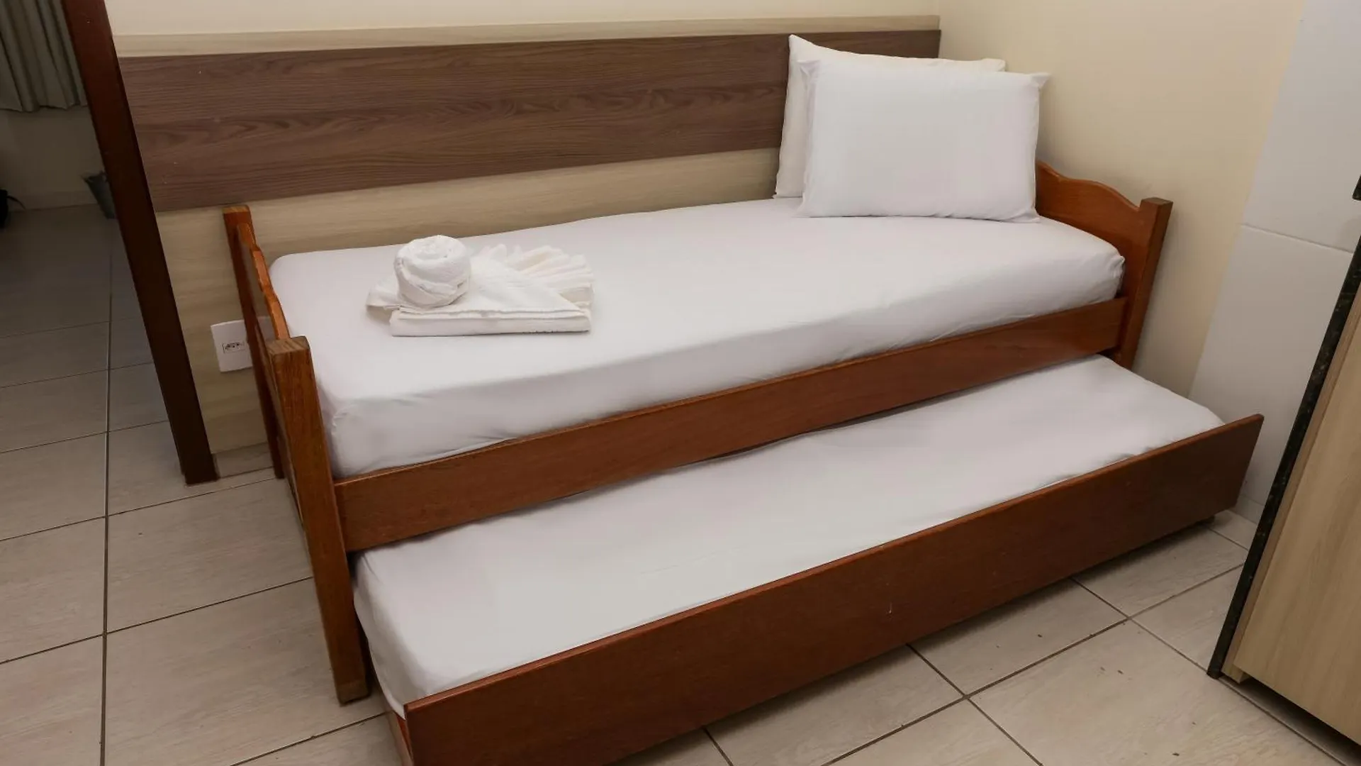 Hotel Lancamento Pousada Monteiro Canasvieiras Florianopolis
